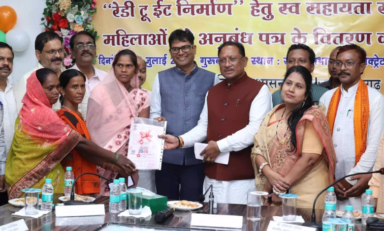 रायगढ़ से शुरू हुआ महिला स्व-सहायता समूहों द्वारा “रेडी-टू-ईट” उत्पादन 1 IMG 1419