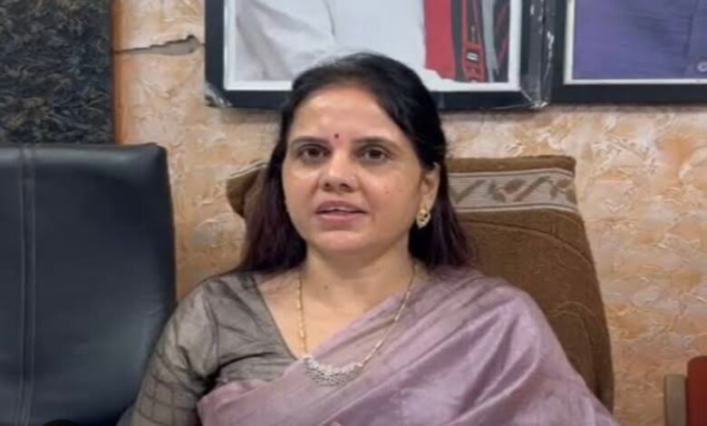 बूढ़ा तालाब चौपाटी की दुकानें फिर सील, महापौर ने दिए सख्त निर्देश 1 IMG 1875
