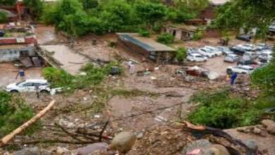 जम्मू में बारिश-भूस्खलन से तबाही: 58 ट्रेनें रद्द, हवाई किराया चार गुना महंगा 9 जम्मू