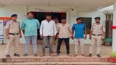 बिलासपुर, गुरुनानक ढाबा, बदमाशों का हमला, शराब पीने से मना,Bilaspur, Gurunanak Dhaba, Attack by miscreants, Drinking alcohol prohibited, Operator Kushal Makhija, Ankit Tiwari, Chhotu alias Hitesh Kashyap, Nikhil Chandrakar, संचालक कुशल माखीजा, अंकित तिवारी, छोटू उर्फ हितेश कश्यप, निखिल चंद्राकर,