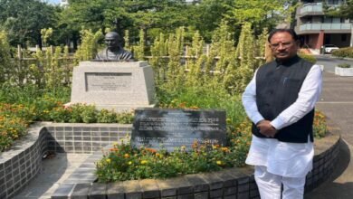 मुख्यमंत्री विष्णुदेव साय, टोक्यो लिटिल इंडिया, महात्मा गांधी प्रतिमा जापान, गांधीजी का शांति संदेश , भारत जापान सांस्कृतिक जुड़ावChief Minister Vishnudev Sai, Tokyo Little India, Mahatma Gandhi statue Japan, Gandhiji's message of peace India Japan cultural connection Chhattisgarh Chief Minister Japan visit Salute to Gandhiji Tokyo India Japan friendship Message of non-violence and harmony, Gandhi statue Tokyo, , छत्तीसगढ़ मुख्यमंत्री जापान दौरा , गांधीजी को नमन टोक्यो , भारत जापान मैत्री , अहिंसा और सद्भाव का संदेश, गांधी प्रतिमा टोक्यो,