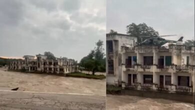 पंजाब भारी बारिश, रावी नदी उफान, माधोपुर हेडवर्क्स, सीआरपीएफ जवान फंसे,Punjab heavy rains, Ravi river in spate, Madhopur headworks, CRPF jawans stranded, Civilians stranded, नागरिक फंसे,