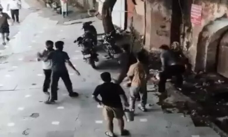 Kalkaji Temple, Delhi, Sevadar murder, Yogendra Singh, Atul Pandey, lathi-danda attack, Prasad dispute, temple security, AIIMS trauma center, Indian judicial code, accused arrest, temple premises, religious place violence, police investigation,