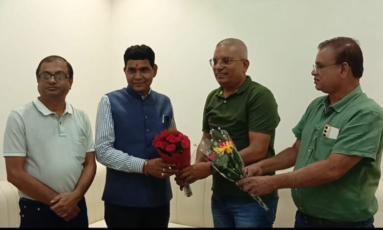 1d3703ad 4d95 4a94 9a83 5fe447721fd8