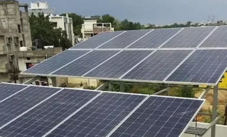 पीएम सूर्य घर योजना से मिल रही सस्ती और स्वच्छ बिजली, परिवार बने आत्मनिर्भर 1 IMG 2352