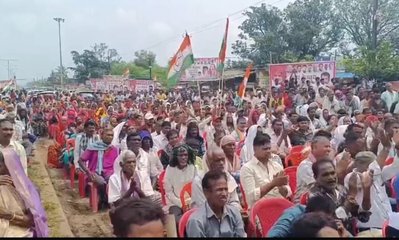 बेलतरा में कांग्रेस का हल्लाबोल: सचिन पायलट बोले–“वोट चोरी लोकतंत्र के लिए खतरा” 1 IMG 2654