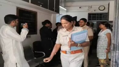 Cheek, Birbhum, Rampurhat, student, missing, body, sack, pieces, water, school teacher, Manoj Kumar Pal, kidnapping, murder, sexual abuse, family, Abhishek Banerjee, postmortem, protest, tribal community, SP Amanadid, inquiry,