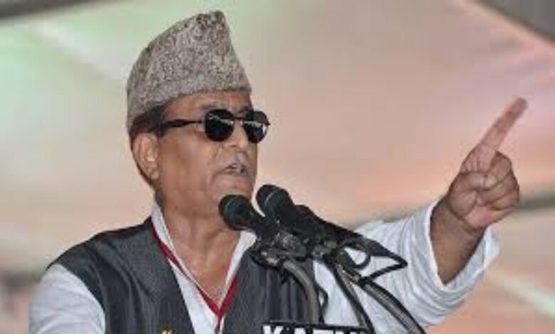 आजम खान की रिहाई आखिरी वक्त पर अटकी; कोर्ट में जुर्माना नहीं भरा 1 image 2025 09 23T100349.112