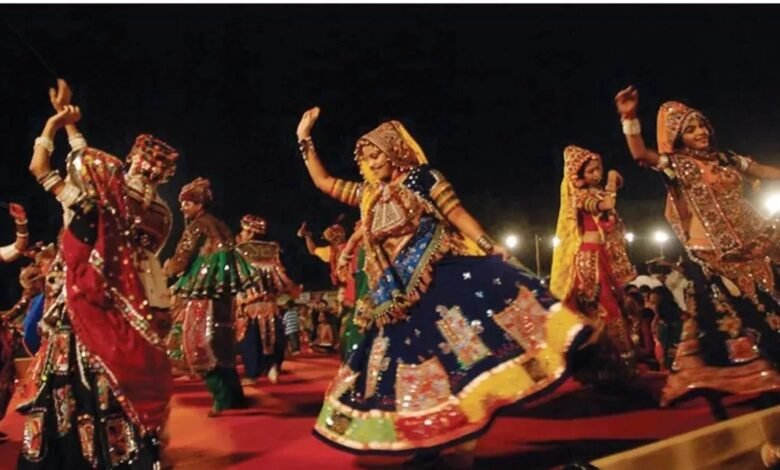 गरबा महोत्सव में प्रवेश के लिए आधार कार्ड अनिवार्य, 29-30 सितंबर को गांधी मैदान में डांडिया उत्सव 1 Jodhpur Garba Festival, Dandiya Festival Jodhpur, Aadhar Card Registration, Municipal Corporation South Jodhpur, Gandhi Maidan Event, Vanita Seth Mayor, Meenakshi Kothari Committee, Navratri Festival Rajasthan, Prizes for Children,