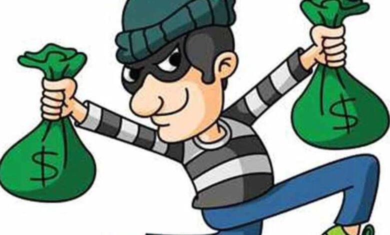 Bilaspur fraud, greed for profit, fraud of Rs 24 lakh, Hotel Central Point, trapped in seminar, digital currency investment, Sadab Ansari, Zafar Imam, Gangadhar Kumar, Dileshwar Munda, Akash Kumar, Shubham Singh, Maniram Patel, Nehal Mishra, Ravi Sahu, Akshay Kumar Tekam, Ram Swaroop Sahu, software hack, chit fund company, police complaint, Tarbahar police station,