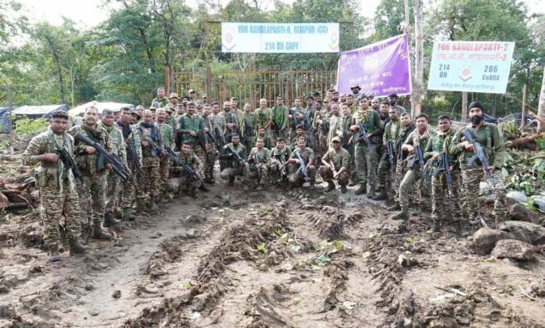 बीजापुर में दो नए सुरक्षा और जन-सुविधा कैम्प स्थापित, अब ग्रामीणों को मिलेगी सुरक्षा और मूलभूत सुविधाएं 1 IMG 4547