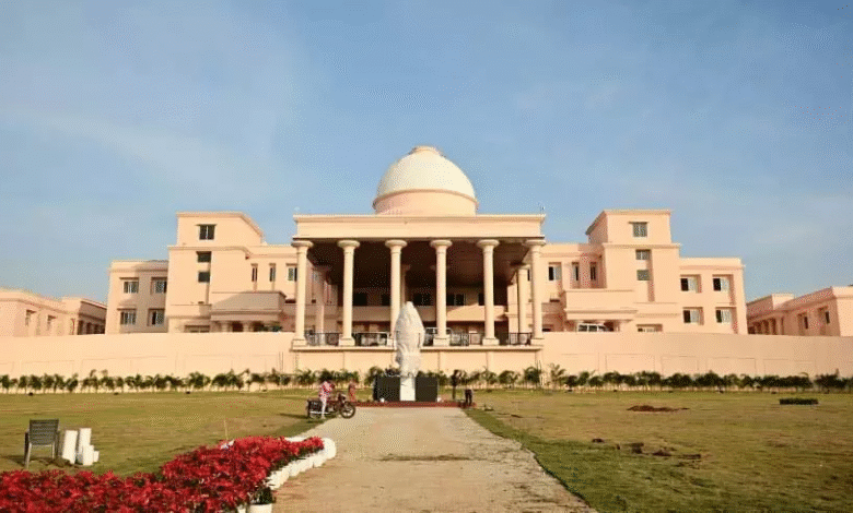 प्रधानमंत्री मोदी ने छत्तीसगढ़ को दी नई पहचान: समर्पित किया भव्य और आधुनिक विधानसभा भवन 1 IMG 4657