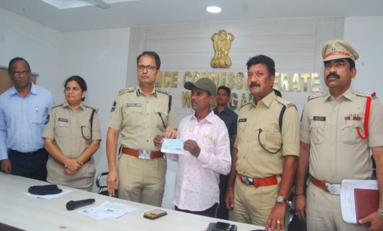 Bastar Maoists, Manda Reuben surrenders, Maoist with reward, Telangana Police, South Bastar, Dandakaranya Special Zonal Committee, Bastar Rehabilitation Policy, 2025 Maoist statistics, encounters and arrests,