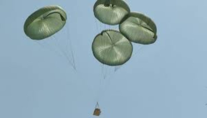 32 हजार फीट की ऊंचाई से पैराशूट टेस्ट में मिली सफलता, DRDO ने रचा नया इतिहास 1 पैराशूट