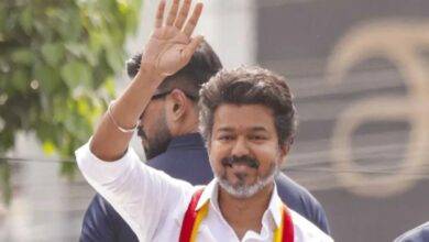 Vijay, Tamil actor, TVK, Karur stampede, Mamallapuram meeting, Tamilga Vetri Kazhagam, 41 deaths, compensation, 20 lakh relief, Tamil Nadu politics, victim families, closed-door meeting, Diwali assistance, Vijay rally,