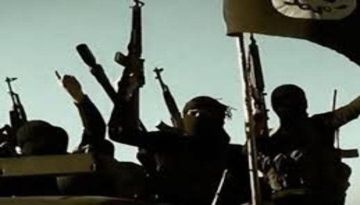 गुजरात में ISIS से जुड़े तीन आतंकी गिरफ्तार, हथियार बरामद, एक साल से एजेंसियों की रडार पर थे 1 ISIS