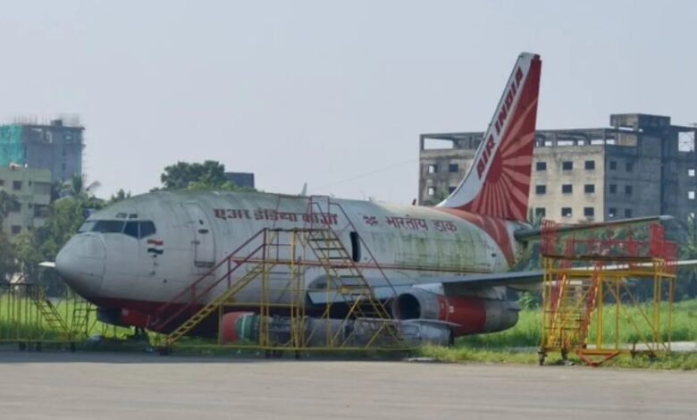 Boeing 737-200, Air India aircraft, Kolkata Airport, abandoned aircraft, 13 years idle plane, road transportation, tractor-trailer transport, Bengaluru training aircraft, aviation negligence, asset management failure, Pratt & Whitney engine,