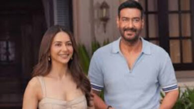 दे दे प्यार दे