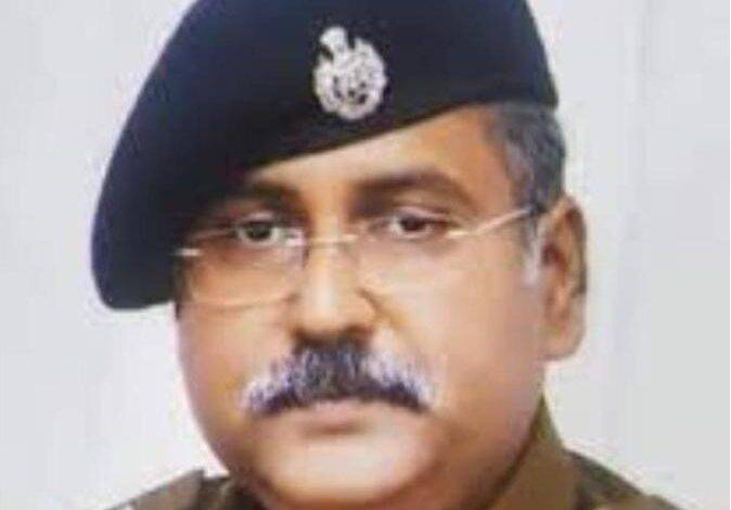 वरिष्ठ आईपीएस अधिकारी प्रखर पांडेय का निधन, पुलिस विभाग में शोक 1 IMG 6448