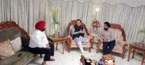 गुरु चरण होरा की माता को विधायक अमर अग्रवाल ने दी श्रद्धांजलि 2 IMG 6451