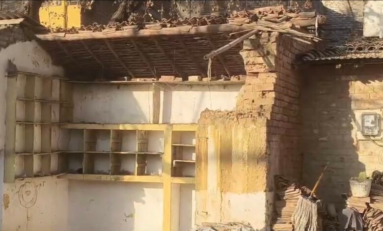 लिंगियाडीह में उजड़ते घर: 37 दिन से धरने पर बैठे सैकड़ों परिवार, गार्डन योजना पर सवाल 1 IMG 7096