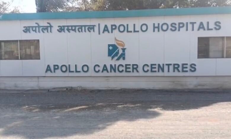 अपोलो अस्पताल में नवजात की मौत, लापरवाही के आरोप; प्रशासन ने बनाई जांच समिति 1 IMG 7133