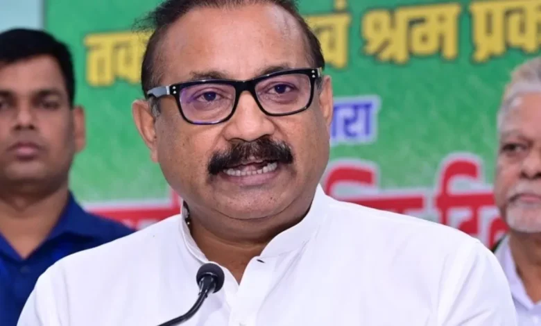 बिहार के मंत्री अशोक चौधरी की शैक्षणिक योग्यता पर सियासी घमासान, आरजेडी ने उठाई जांच और इस्तीफे की मांग 1 ashok choudhary