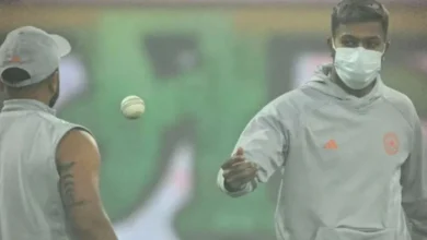 hardik pandya seen in mask lucknow pollution