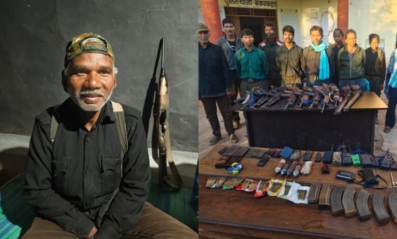 एमपी–महाराष्ट्र–छत्तीसगढ़ जोन प्रभारी समेत 12 माओवादी आत्मसमर्पण 1 Maoist Surrender, MMC Zone Chief, Ramdher Majji, 87 Lakh Bounty, CPI Maoist, Chhattisgarh Khairagarh, Kumhi Village, Anti-Naxal Operation, Divisional Committee Members, Area Committee Members, AK-47 Recovery, Insas Rifle, SLR Rifle, Leadership Crisis, Bastar Naxal Decline, Barse Deva,