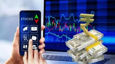 trading app scam, online investment fraud, Indore arrest, WhatsApp trading group, financial scam, cyber fraud, profit scheme cheating, Sumit Kumar Shukla, Abdul Mushahid Khan, National Traders company, online money transfer, MP news, financial deception, small finance bank,