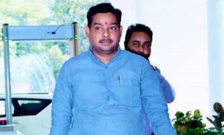 धोखाधड़ी मामले में जैजैपुर विधायक बालेश्वर साहू गिरफ्तार, कोर्ट के आदेश पर हुई कार्रवाई 1 IMG 7763