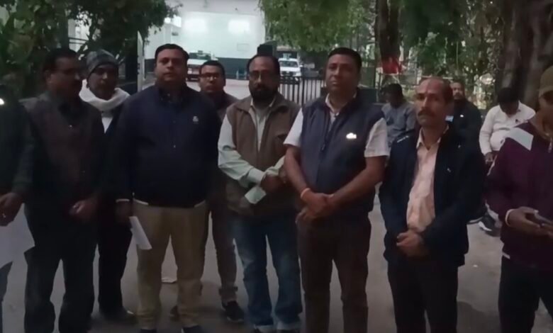 वेतन विसंगति को लेकर सहायक शिक्षकों का आंदोलन, 17 जनवरी को राज्यव्यापी हड़ताल 1 IMG 7849