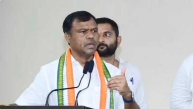 धान खरीदी पर सियासत गरमाई, दीपक बैज का विवादित बयान, मनरेगा बचाओ पदयात्रा शुरू 7 IMG 7962