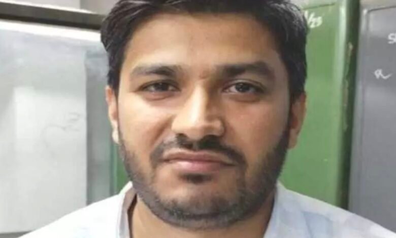 500 करोड़ के हमर लैब घोटाले में बड़ी गिरफ्तारी, डायसिस इंडिया के मार्केटिंग हेड कुंजल शर्मा गिरफ्तार 1 IMG 8251