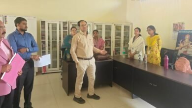 Collector Inspection: рддрдЦрддрдкреБрд░ рдХреЗ рдЖрддреНрдорд╛рдирдВрдж рд╕реНрдХреВрд▓ рдХрд╛ рдХрд▓реЗрдХреНрдЯрд░ рдиреЗ рдХрд┐рдпрд╛ рдирд┐рд░реАрдХреНрд╖рдг, 13 Collector Inspection