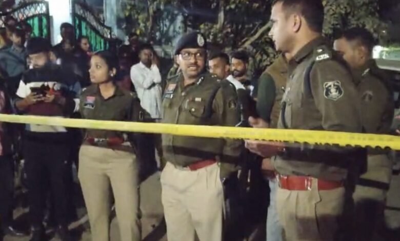 Robbery: बिलासपुर लूट कांड का यूपी कनेक्शन,मिर्जापुर से हिरासत में लिए गए चार संदिग्ध, ज्वेलर्स संचालक से हुई थी बड़ी लूट.... 1 IMG 20260219 WA0002