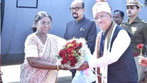 बस्तर में बदलती तस्वीर: शांति, विकास और विश्वास की नई इबारत 3 IMG 8971