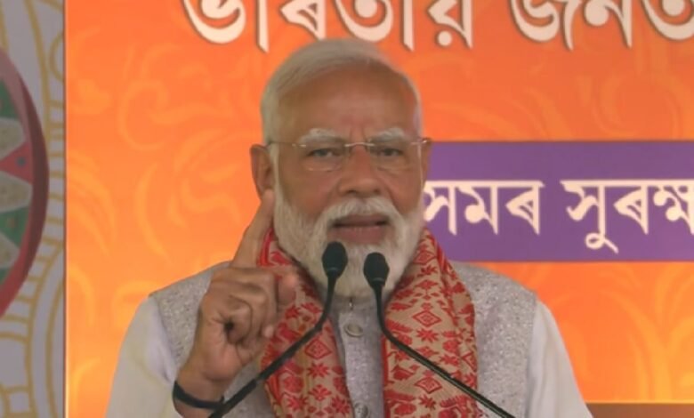गुवाहाटी में पीएम मोदी का कांग्रेस पर हमला, नॉर्थ ईस्ट को बताया ‘अष्टलक्ष्मी’ 1 IMG 9027