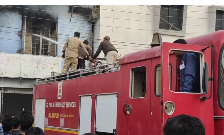 New fire station: बिलासपुर में आग की बढ़ती घटनाओं पर प्रशासन सख्त, नया फायर स्टेशन होगा शुरू 1 New fire station