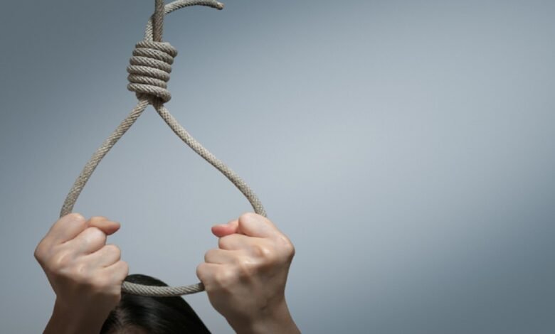 Teenager embraces death