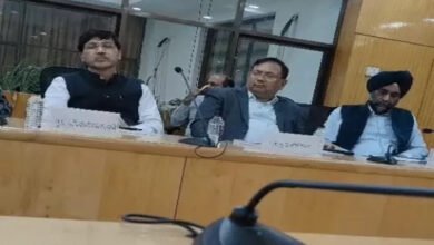 रेल बजट पर वर्चुअल प्रेस कॉन्फ्रेंस में अधिकारी झपकी लेते दिखे, वीडियो हुआ वायरल 2 बजट