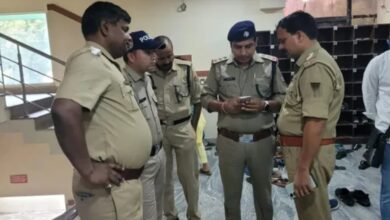 Kota, Rajasthan, National Security, Jammu and Kashmir, Baramulla, Detained, Custody, Suspicious Activities, Hotel Checking, Bhimganj Mandi Police Station, Makbara Police Station, Police, Security Agencies, Army Intelligence, CID, Interrogation,