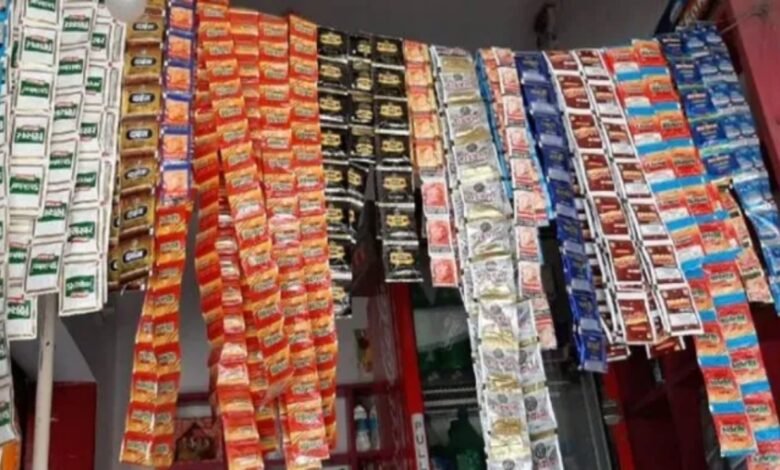 Lucknow, Cigarette Price Hike, Gutkha Price Increase, Black Marketing, Supply Shortage, Retail Prices, Pan Shops, Tobacco Products, Wholesale Supply, Companies Supply Stopped, Trade Association, Lucknow Vyapar Mandal, New Rates, Market Shortage, Profit Margin,