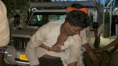 बुधवारी बाईपास पर आमने-सामने भिड़ीं दो बाइकें, पांच साल का बच्चा समेत चार घायल; अतिक्रमण और तेज रफ्तार बनी वजह 3 image 6 11