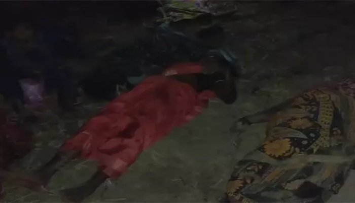 बालोद में नामकरण से लौट रहे ग्रामीणों की पिकअप पलटी, 2 महिलाओं की मौत, 12 से ज्यादा घायल 1 BeFunky photo 11