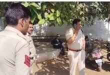 Bloody conflict: рдЖрдкрд╕реА рд░рдВрдЬрд┐рд╢ рдореЗрдВ рдкрддреНрдиреА рдиреЗ рдкрддрд┐ рдкрд░ рдХрд┐рдпрд╛ рд╣рдВрд╕рд┐рдпрд╛ рд╕реЗ рдкреНрд░рд╛рдгрдШрд╛рддрдХ рд╣рдорд▓рд╛, рд╣рд╛рд▓рдд рдЧрдВрднреАрд░ 24 Bloody conflict