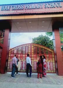 रायपुर में नगर निगम की बड़ी कार्रवाई, टैक्स बकाया पर होलीक्रॉस के दो स्कूल सील 2 IMG 1053