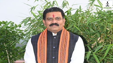 नागपुर दौरे से लौटे गृहमंत्री विजय शर्मा, सड़क परियोजनाओं को मंजूरी और नक्सलवाद पर बड़ा बयान 5 IMG 9600