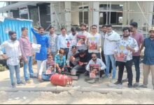 NSUI Protest: рдЧреИрд╕ рдХрд┐рд▓реНрд▓рдд рдФрд░ рдорд╣рдВрдЧрд╛рдИ рдкрд░ рднрдбрд╝рдХрд╛ рдпреБрд╡рдХ рдХрд╛рдВрдЧреНрд░реЗрд╕-NSUI, рдирд╛рд▓реА рд╕реЗ рдЧреИрд╕ рдмрдирд╛рдХрд░ рдЪрд╛рдп рдмрдирд╛рдиреЗ рдХреА рдХреЛрд╢рд┐рд╢ 20 NSUI Protest