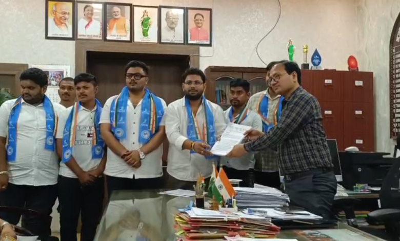 NSUI Memorandum: महर्षि यूनिवर्सिटी में अनियमितताओं का आरोप, एनएसयूआई ने कलेक्टर से की कड़ी कार्रवाई की मांग 1 NSUI Memorandum